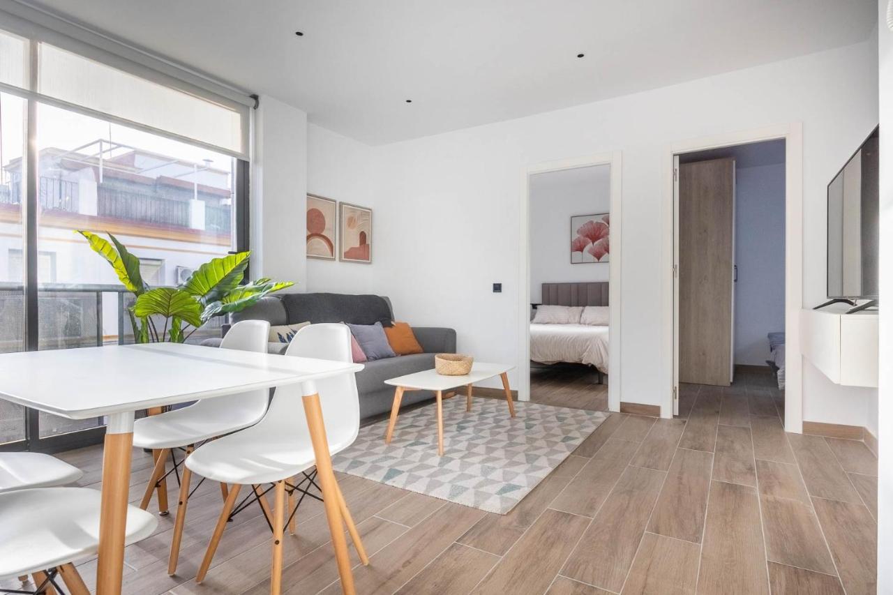 Nervion Suites 2 - Vacacional Sevilla Esterno foto